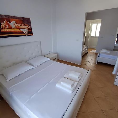 Hotel Sherifi Sarandë Eksteriør billede