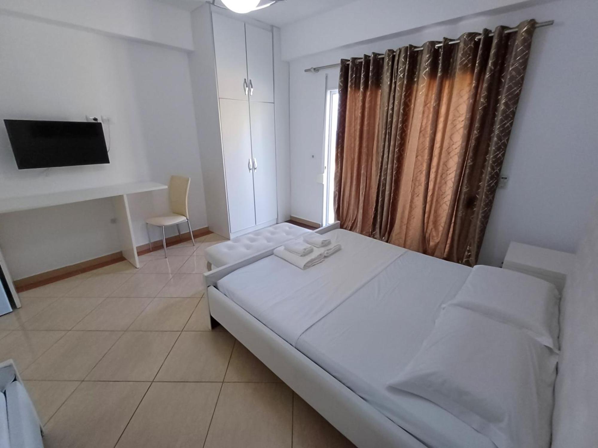 Hotel Sherifi Sarandë Eksteriør billede
