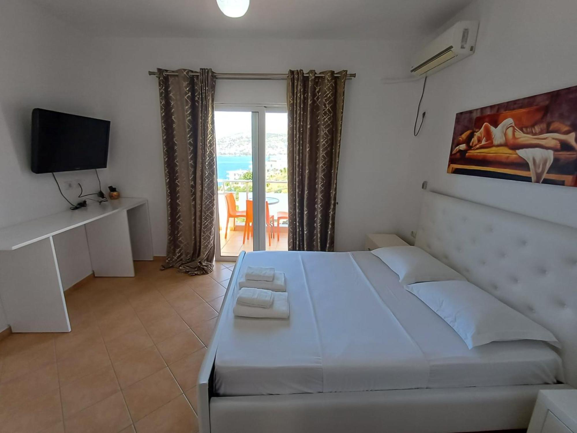 Hotel Sherifi Sarandë Eksteriør billede