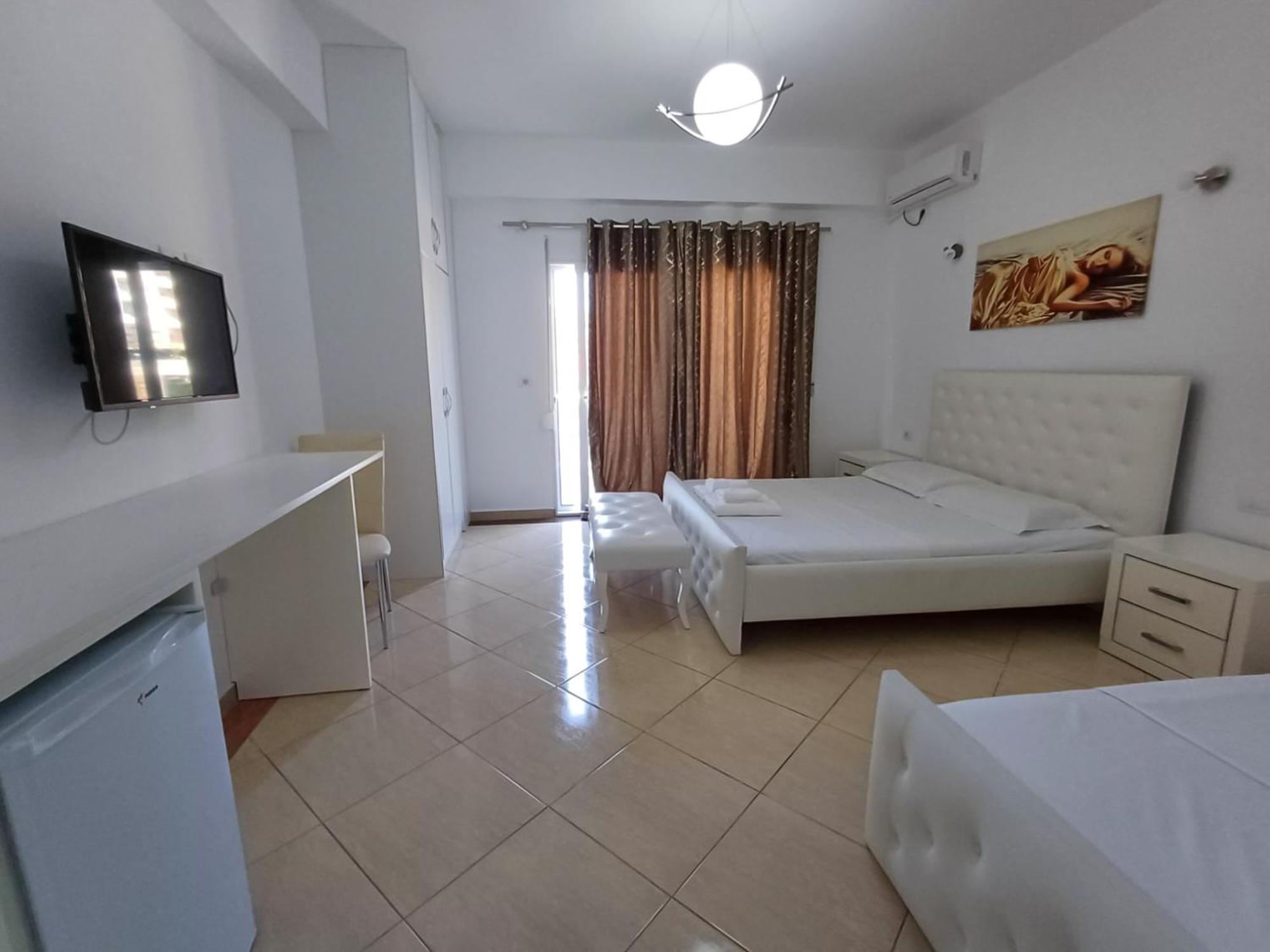 Hotel Sherifi Sarandë Eksteriør billede