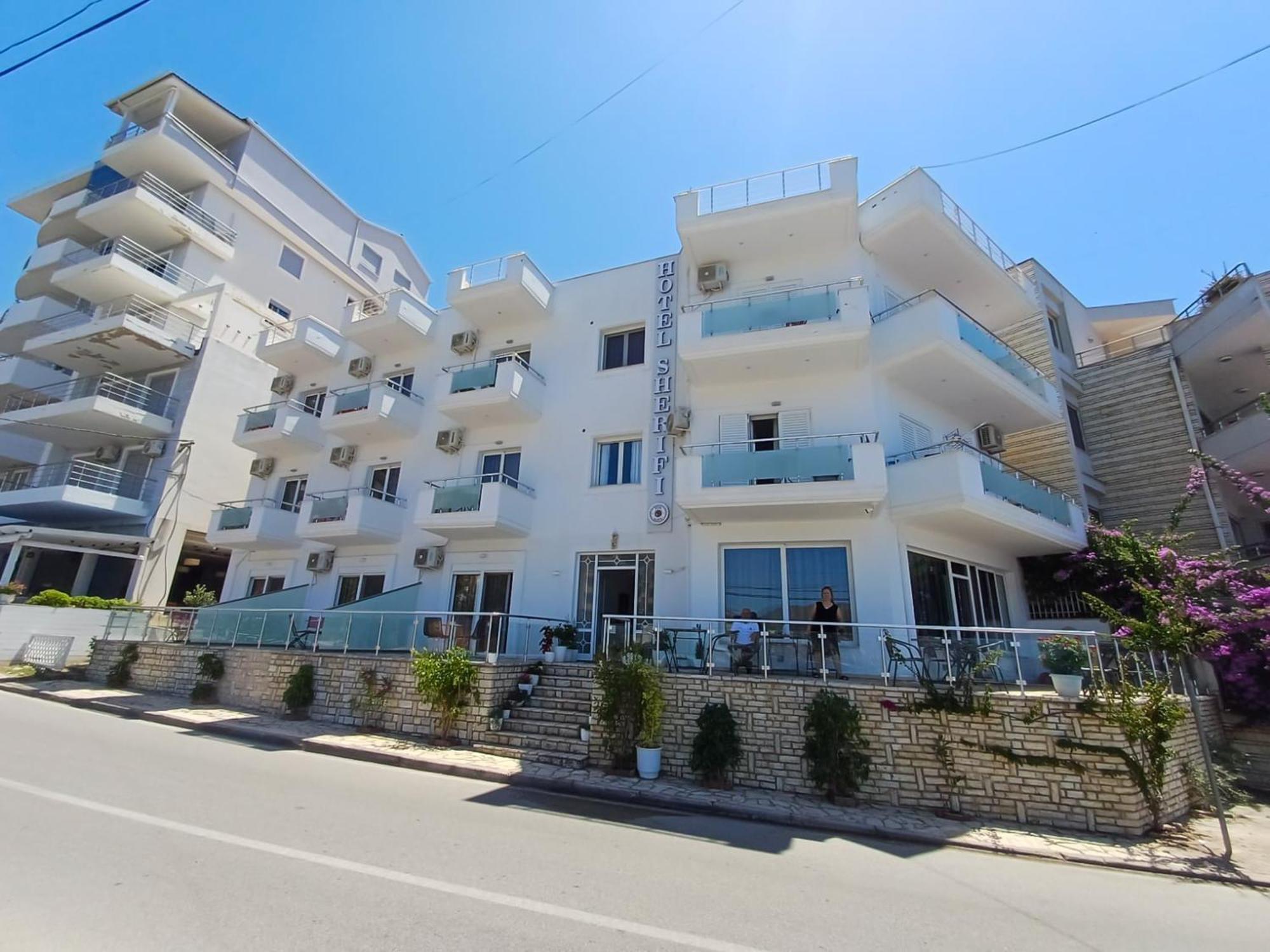 Hotel Sherifi Sarandë Eksteriør billede