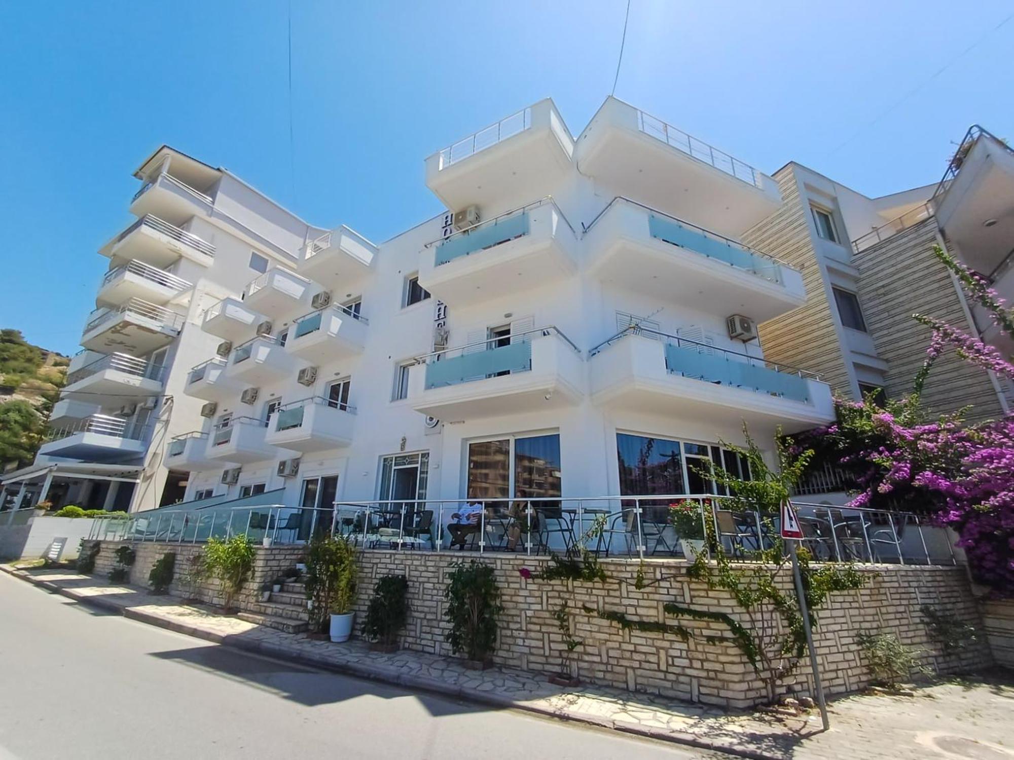 Hotel Sherifi Sarandë Eksteriør billede